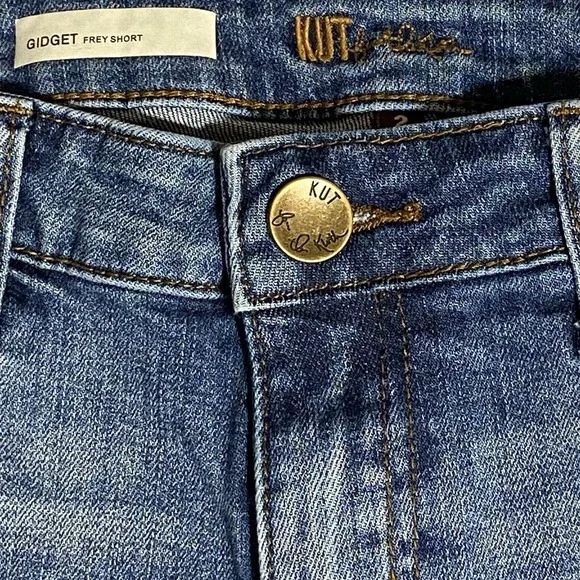 Kut‎ From The Kloth Gidget Frey Shorts Women Size 2/28x4 Blue Mid Rise Whiskered - Picture 4 of 7